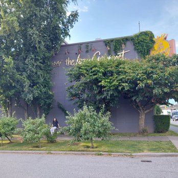 The Frying Irishman - Walking on the North West side of 5th ave and Fir to the Frying Irishman. The Frying Irishman is at the back of this building. - Irish Near Me - Vancouver, British Columbia The Frying Irishman - Walking on the North West side of 5th ave and Fir to the Frying Irishman. The Frying Irishman is at the back of this building. - Irish Near Me - Vancouver, British Columbia