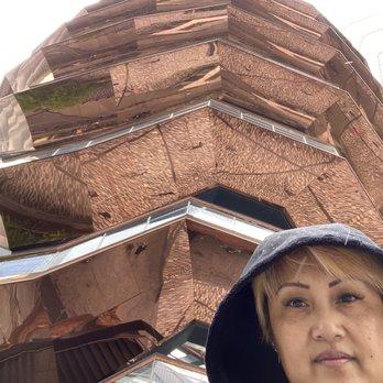 Vessel - Looks like a beehive, not a vessel - Landmarks & Historical Buildings Near Me - New York, New York