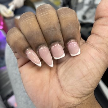 Glossi Nail Bar - Nails - Nail Salons Near Me - Colma, California Glossi Nail Bar - Nails - Nail Salons Near Me - Colma, California