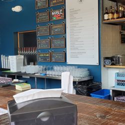 Auction House - Bar