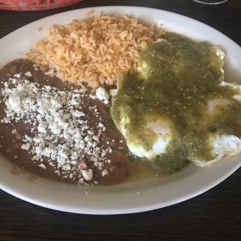 El Jacalito - Juevos Rancheros in green sauce, three eggs! - Mexican Near Me - El Monte, California