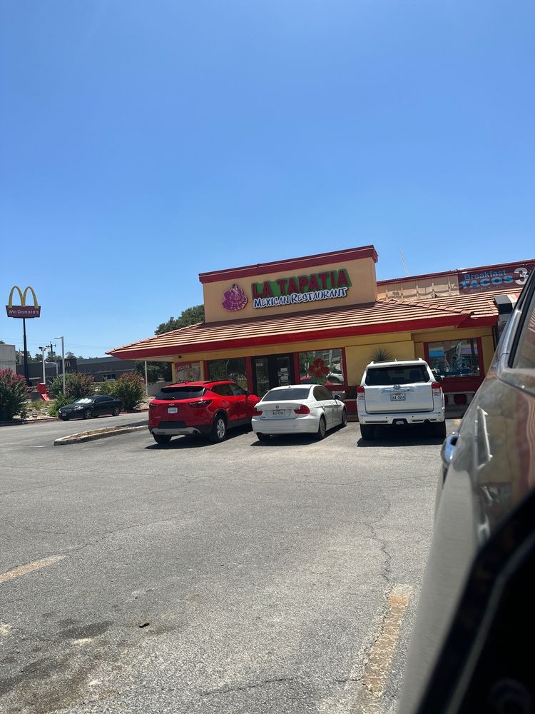 Taqueria La Tapatia