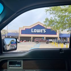 Lowe's Home Improvement - Lowes Pearland, TX