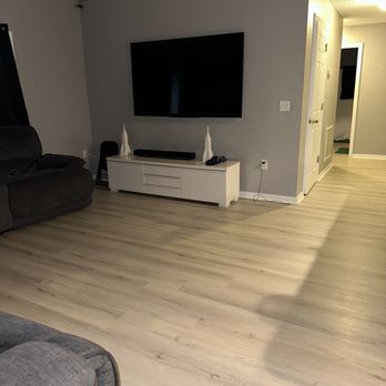 Flooring Sampa - Artic White LVP - Flooring Near Me