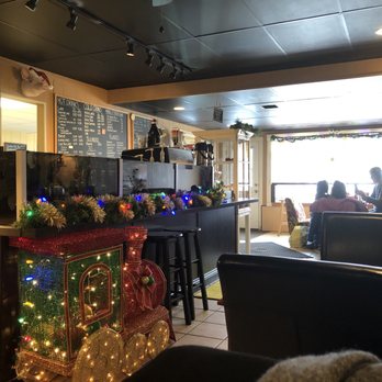 The Local Motive Coffee Bar - Checkout counter - Coffee & Tea Near Me - Geneseo, Illinois The Local Motive Coffee Bar - Checkout counter - Coffee & Tea Near Me - Geneseo, Illinois