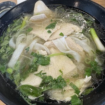 Anvi's Cafe - Chicken pho with wide noodles - Vietnamese Near Me - Costa Mesa, California Anvi's Cafe - Chicken pho with wide noodles - Vietnamese Near Me - Costa Mesa, California