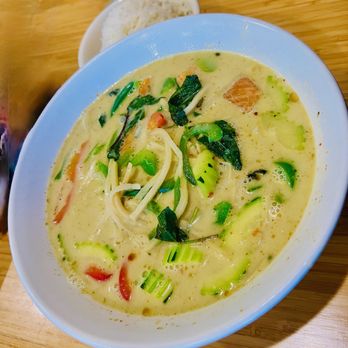 I Thai Kitchen - green curry with salmon - Thai Near Me - Las Vegas, Nevada