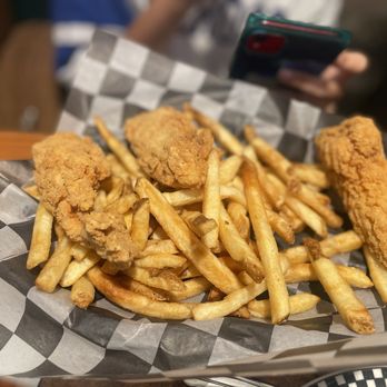Black Bear Diner El Cajon - Chicken Strips (1210-1420 cals.)Chicken Strips (1210-1420 cals.) - Diners Near Me - El Cajon, California Black Bear Diner El Cajon - Chicken Strips (1210-1420 cals.)Chicken Strips (1210-1420 cals.) - Diners Near Me - El Cajon, California