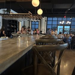 Di Campli’s Italian Ristorante - Bar seatings