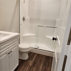 A to Z Clean Team - Bathroom deep cleaning and sanitized in Corona, California