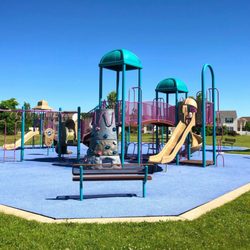 Rivers Crossing Park - Playground