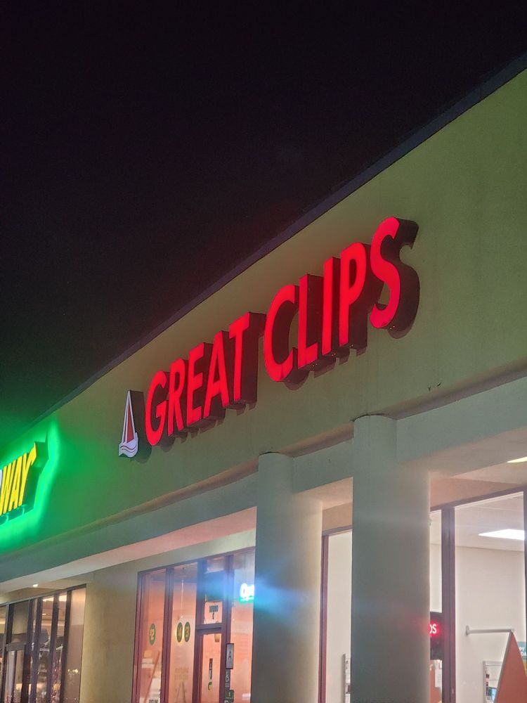 Great Clips Logo