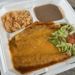 Mi Familia Taco Shop - Enchilada plate