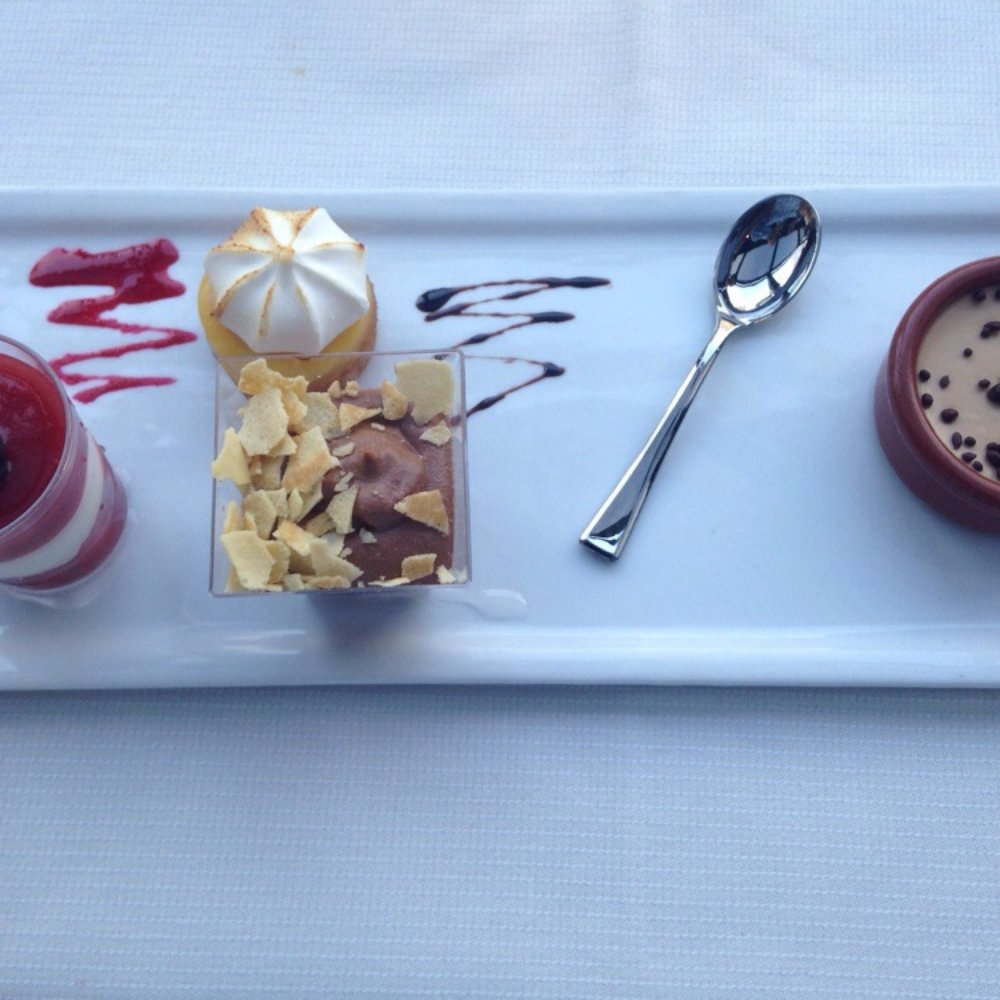 Marina de Paris - Dessert plate. - French Near Me - Paris, 75
