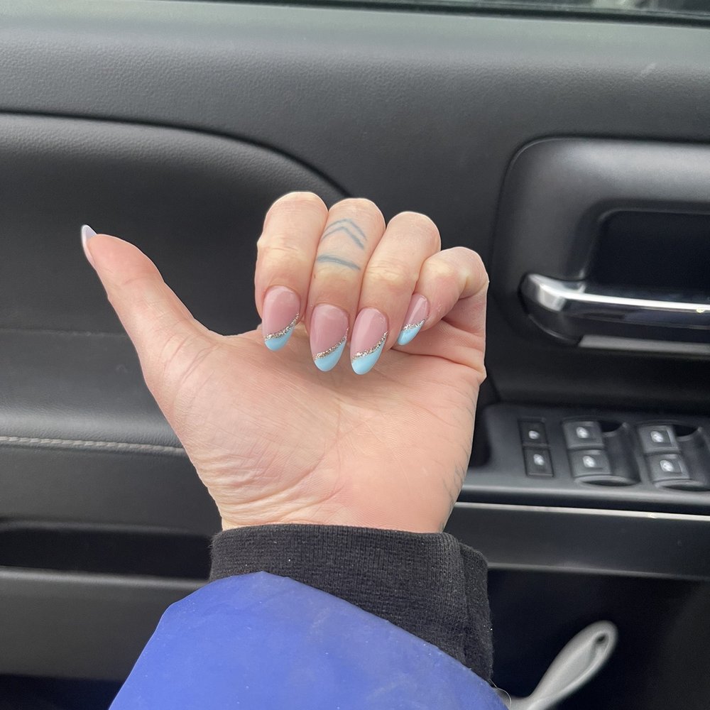 Q Nail Spa - Shilac fullset w designn - Nail Salons Near Me - Meridian, Idaho Q Nail Spa - Shilac fullset w designn - Nail Salons Near Me - Meridian, Idaho