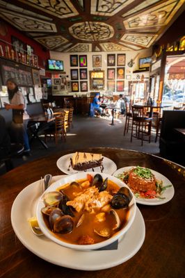1400 Bar & Grill by null