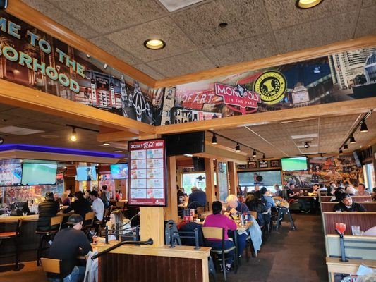 Applebee's Grill + Bar by null