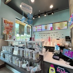 Planet Smoothie - Store within a store