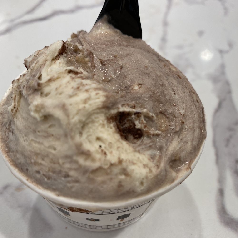 Lucciano's - Tiramisu gelato - Gelato Near Me - East Rutherford, New Jersey Lucciano's - Tiramisu gelato - Gelato Near Me - East Rutherford, New Jersey