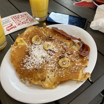 Ruby Sunshine Nashville - Banana Pecan Pancakes with bacon. Kids meal - Breakfast & Brunch Near Me - Nashville, Tennessee Ruby Sunshine Nashville - Banana Pecan Pancakes with bacon. Kids meal - Breakfast & Brunch Near Me - Nashville, Tennessee