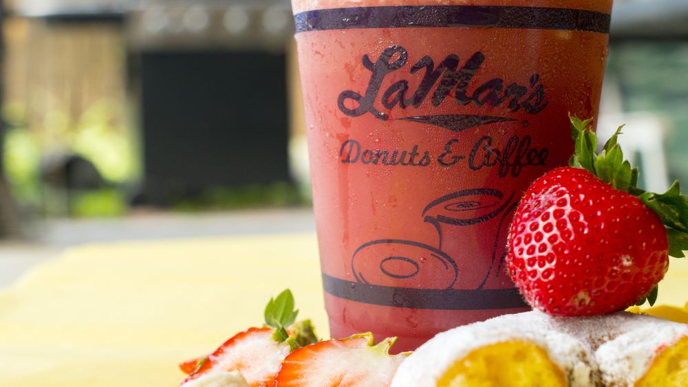 LaMar's Donuts and Coffee Logo