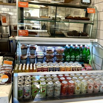 Vibe Organic Kitchen & Juice - Good selection of items to go - Juice Bars & Smoothies Near Me - Dana Point, California