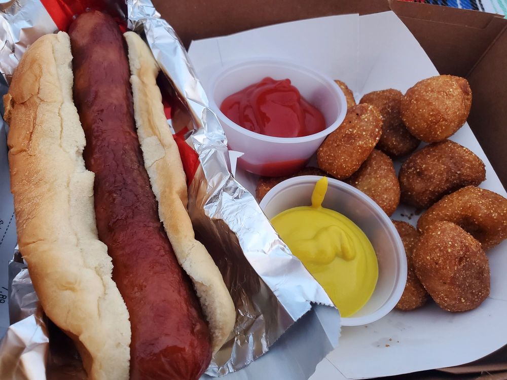 Hot Dawgs
