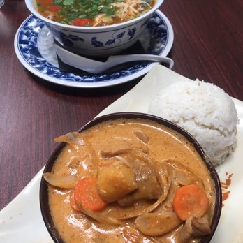 Le Thai - Massaman curry and Tom Yum - Thai Near Me - Las Vegas, Nevada