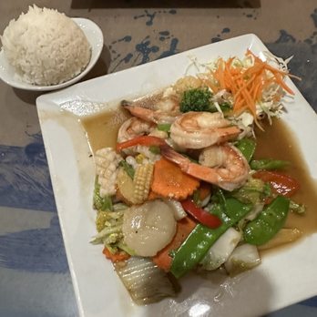 Talay Thai - Mixed vegetables with seafood - Thai Near Me - Washington, DC, District of Columbia Talay Thai - Mixed vegetables with seafood - Thai Near Me - Washington, DC, District of Columbia