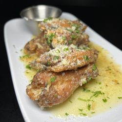 MB Pizzeria And Restaurant - Garlic Parmesan Wings