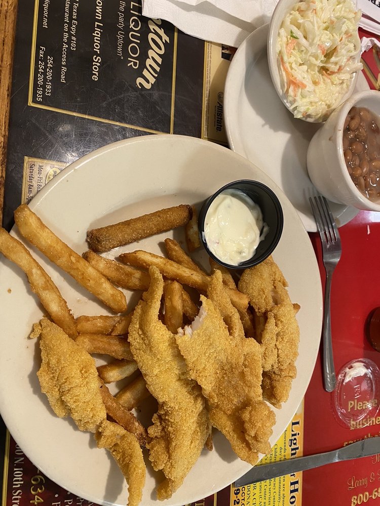 HENDERSON’S FAMILY RESTAURANT 77 Photos & 81 Reviews 415 E Ave A