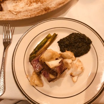 Benjamin Steakhouse - Steakhouses Near Me - White Plains, New York