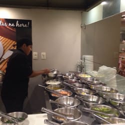 Pinga Fogo - Preparing food