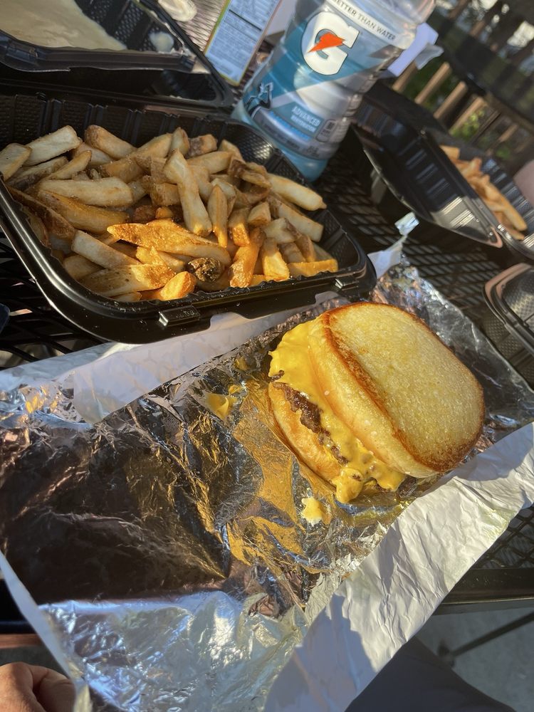 Boxcar Burgers Logo