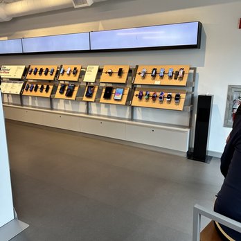 Verizon - Mobile Phones Near Me - San Jose, California Verizon - Mobile Phones Near Me - San Jose, California