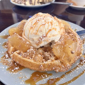 White Rabbit Dessert Experience - Apple crumb and vanilla ice cream on a waffle - Desserts Near Me - Rochester, New York