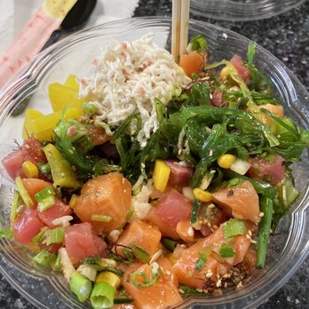 Pokemoto - Poke bowl with ahi tuna and salmon - Hawaiian Near Me - Middletown, Connecticut