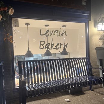 Levain Bakery - Williamsburg, Brooklyn - Bench - Bakeries Near Me - Brooklyn, New York Levain Bakery - Williamsburg, Brooklyn - Bench - Bakeries Near Me - Brooklyn, New York