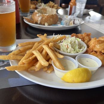 Chart Room Restaurant - Fish and Chips, clam chowder, Hazy IPA - Seafood Near Me - Crescent City, California