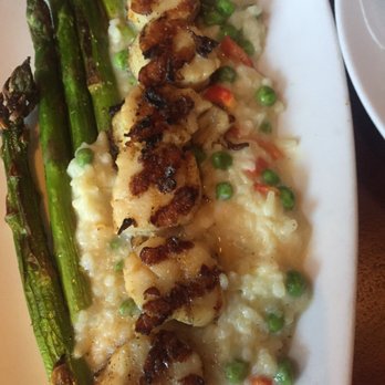 Seasons 52 - Scallops and risotto - New American Near Me - Costa Mesa, California Seasons 52 - Scallops and risotto - New American Near Me - Costa Mesa, California