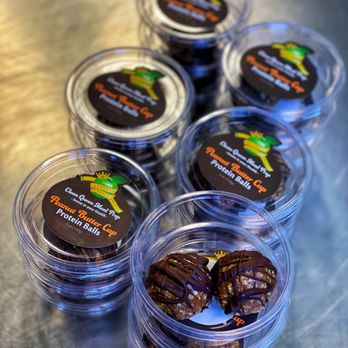 Clean Queen Meal Prep - six cups of chocolate covered desserts - Food Delivery Services Near Me - Fortuna, California Clean Queen Meal Prep - six cups of chocolate covered desserts - Food Delivery Services Near Me - Fortuna, California