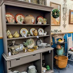 House of Holland Antiques & Interiors