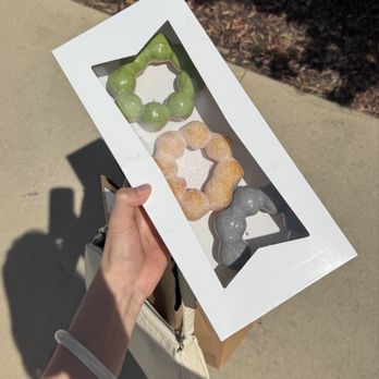 MoDo Hawaii - black sesame, matcha, sugar - Donuts Near Me - Santa Clara, California MoDo Hawaii - black sesame, matcha, sugar - Donuts Near Me - Santa Clara, California