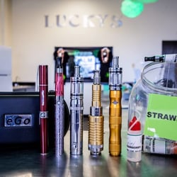 Lucky's Vapor Store