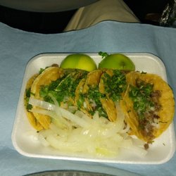 Taqueria Zamora - Best damn tacos in Elsa!