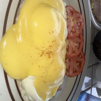 The Gazebo Restaurant - Eggs Benedict - Breakfast & Brunch Near Me - Lahaina, Hawaii The Gazebo Restaurant - Eggs Benedict - Breakfast & Brunch Near Me - Lahaina, Hawaii
