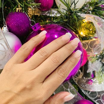 Posh Nails - Ombré for Christmas time 2019 - Nail Salons Near Me - Ontario, California Posh Nails - Ombré for Christmas time 2019 - Nail Salons Near Me - Ontario, California