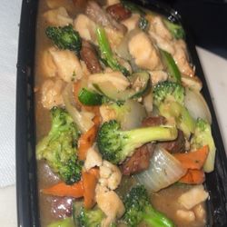 Chopsticks Express - Chicken and beef hibachi with missing shrimp