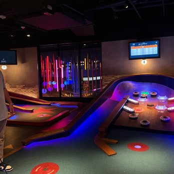 Puttshack - Putting - Mini Golf Near Me - Atlanta, Georgia