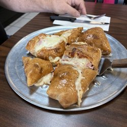 Wild Willy's - Small calzone with ham.